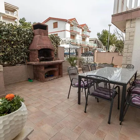 In With Sea View, Terrace, Air Conditioning, Wi-fi Crikvenica