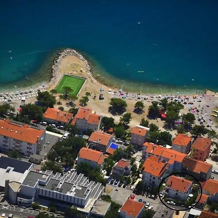 Apartman In With Sea View, Terrace, Air Conditioning, Wi-fi *