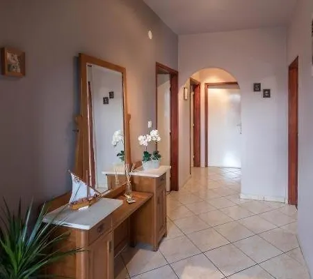 In With Sea View, Terrace, Air Conditioning, Wi-fi Crikvenica